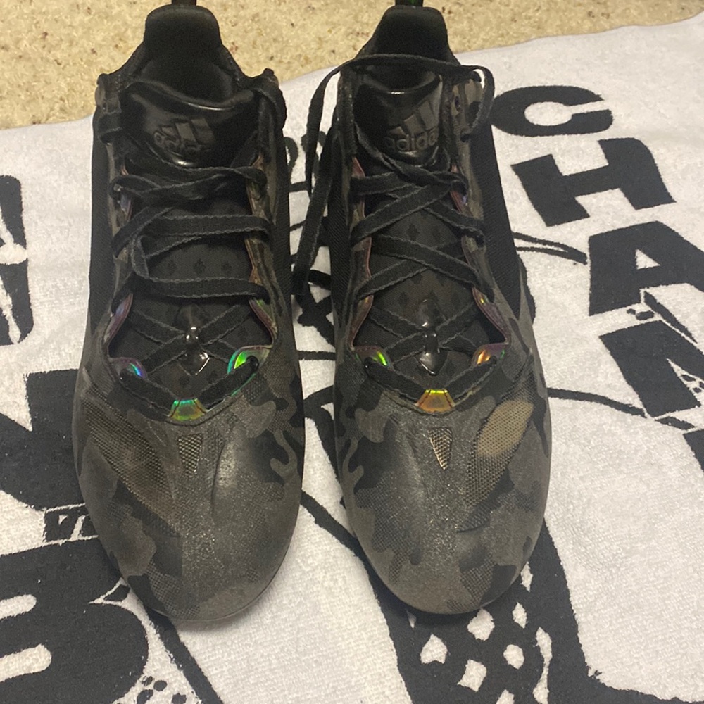 COPY - Adidas quickframe rgiii football cleats